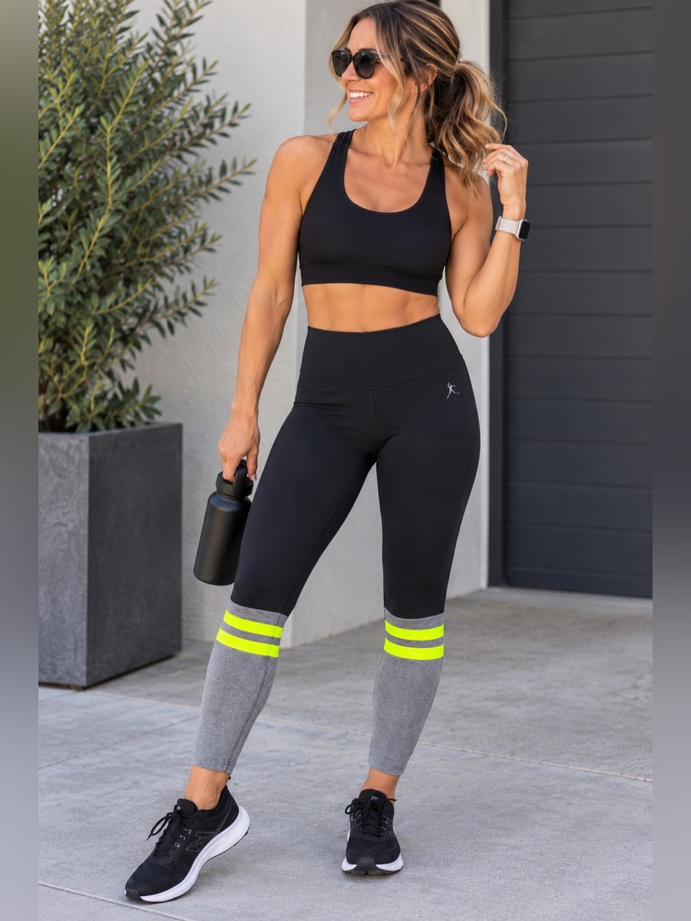 Danskin Now XL DryMore Black Gray Reflective Colorblock Running Leggings
